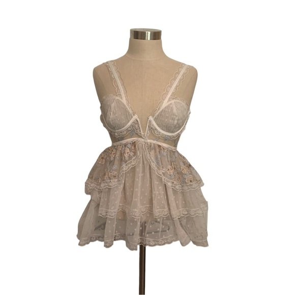 For Love And Lemons Other - For Love & Lemons snow floral slip dress